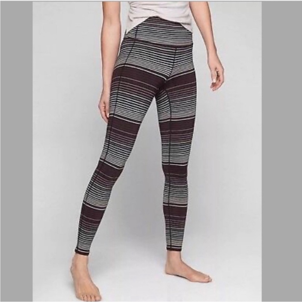 Athleta HR Expanse‎ Stripe Chaturanga Leggings in purple/multi. Size Large.